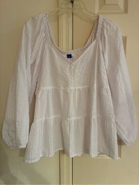 Old Navy Seersucker white tiered top XL